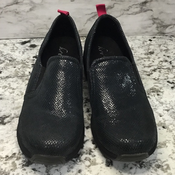 Koi By Sanita Women's Professional Black Nursing Clogs - Picture 6 of 12